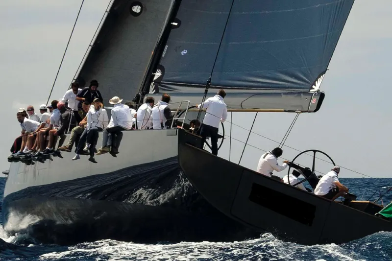 Carbon Arrow Yacht Photos Pics 