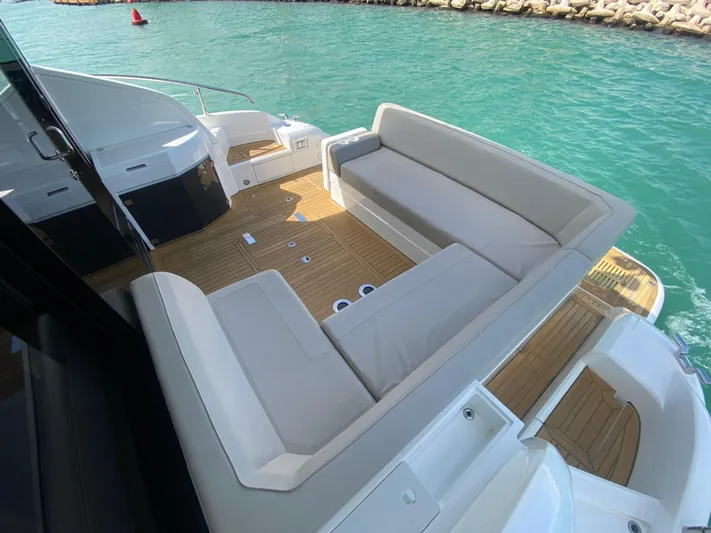 2022 Fairline Targa 50 Gt Yacht Photos Pics 2022 Fairline Targa 50 GT yacht with spacious deck seating and teak flooring.