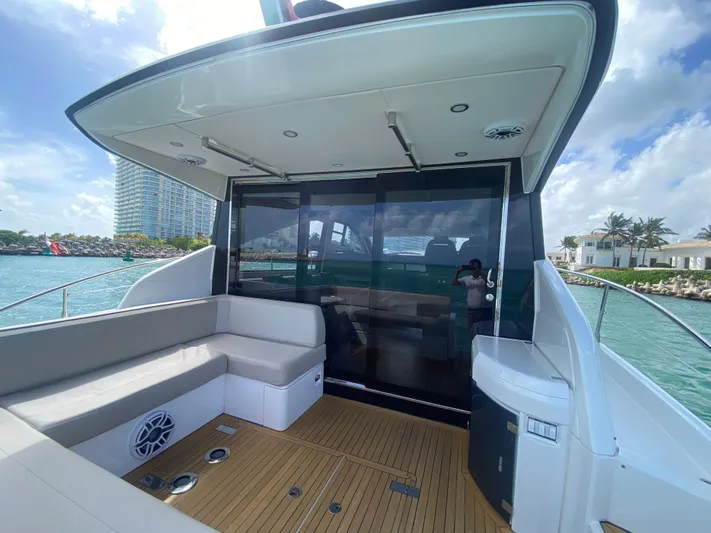 2022 Fairline Targa 50 Gt Yacht Photos Pics 2022 Fairline Targa 50 GT yacht with spacious deck and luxurious seating.