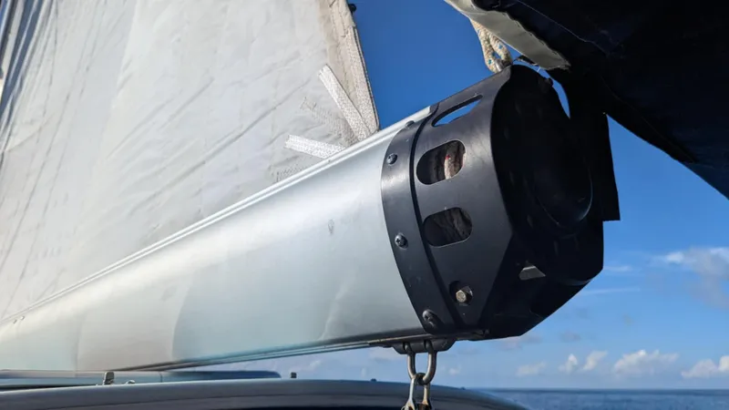 Siren Yacht Photos Pics 