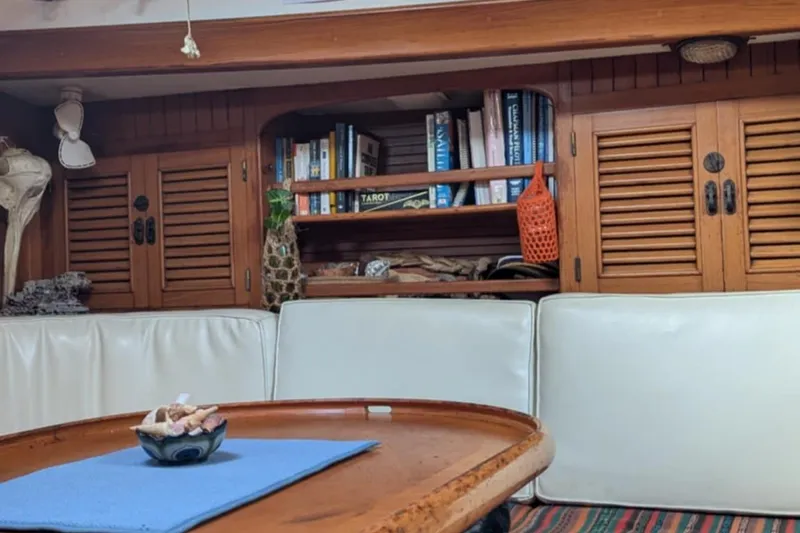 Siren Yacht Photos Pics 