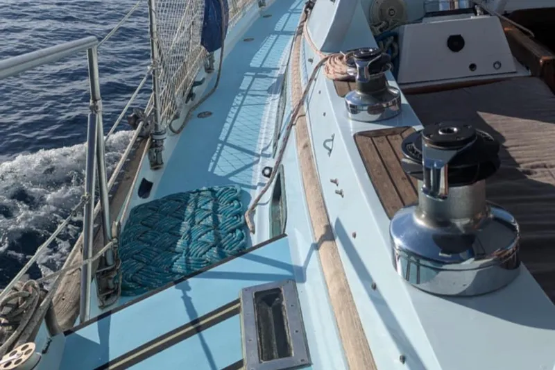 Siren Yacht Photos Pics 