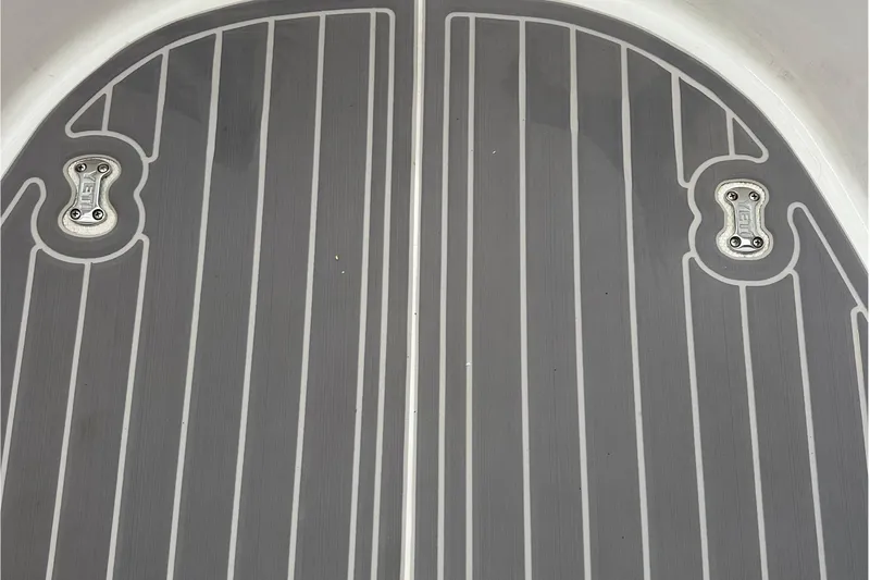  Yacht Photos Pics 2022 Sea Hunt Gamefish 30 Coffin Box deck with gray striped design.