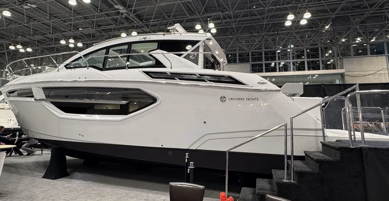 2024 Cruisers 42 Cantius Yacht Photos Pics 