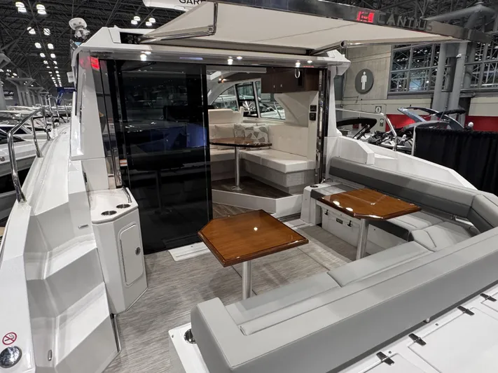 2024 Cruisers 42 Cantius Yacht Photos Pics 