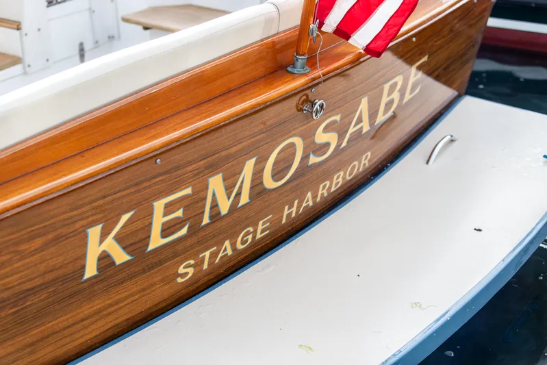 Kemosabe Yacht Photos Pics 
