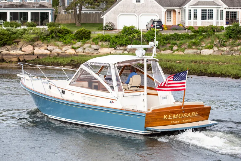 Kemosabe Yacht Photos Pics 