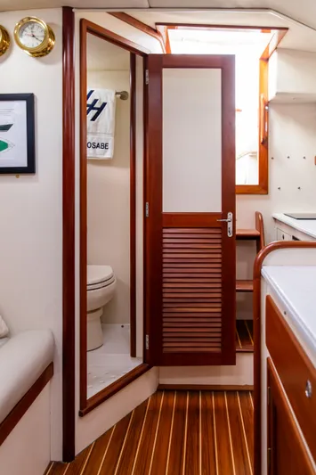 Kemosabe Yacht Photos Pics 