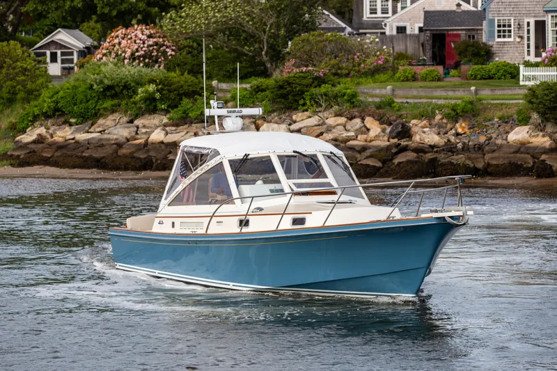 Kemosabe Yacht Photos Pics 