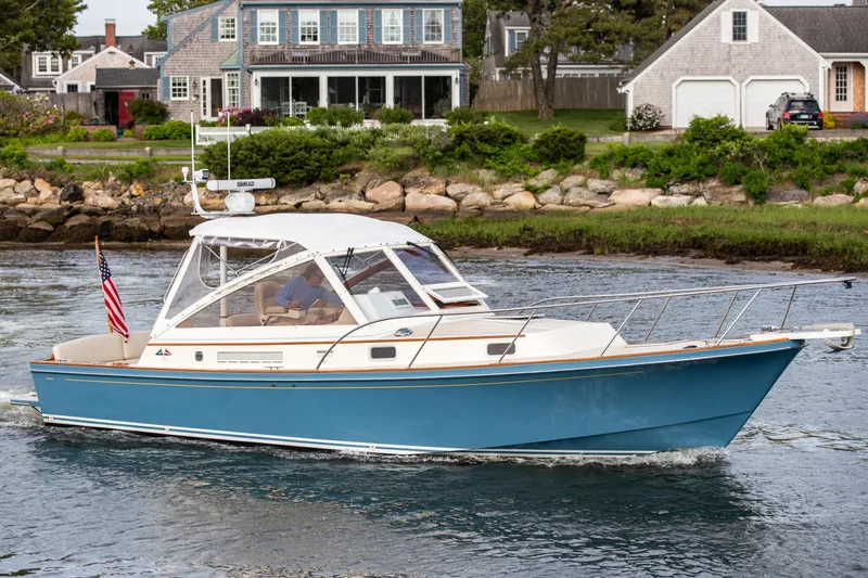 Kemosabe Yacht Photos Pics 