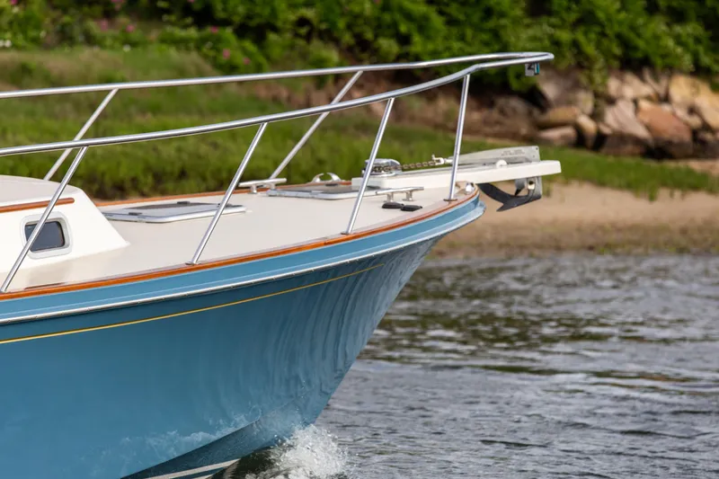 Kemosabe Yacht Photos Pics 