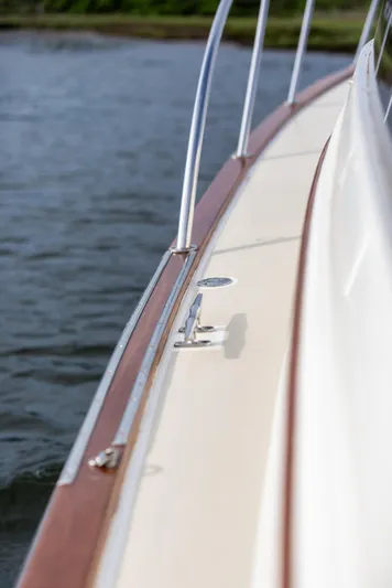 Kemosabe Yacht Photos Pics 