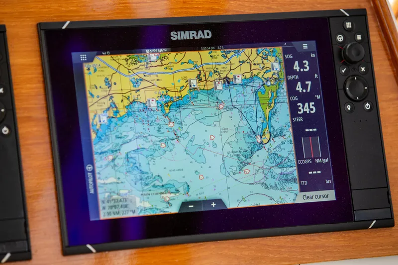 Kemosabe Yacht Photos Pics 