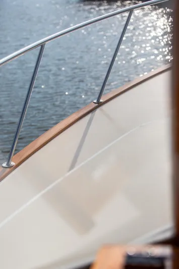 Kemosabe Yacht Photos Pics 