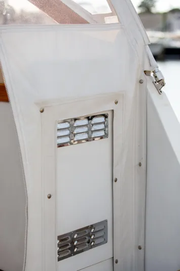 Kemosabe Yacht Photos Pics 