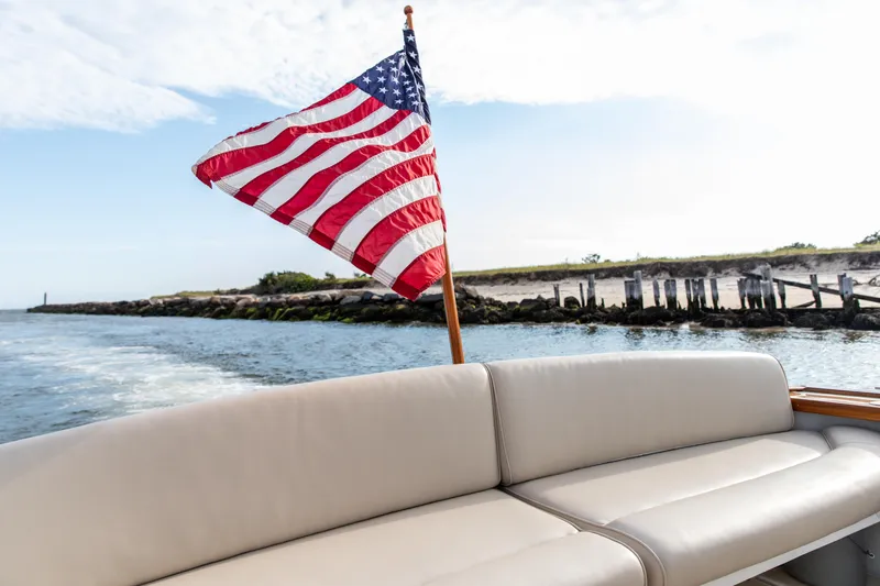 Kemosabe Yacht Photos Pics 