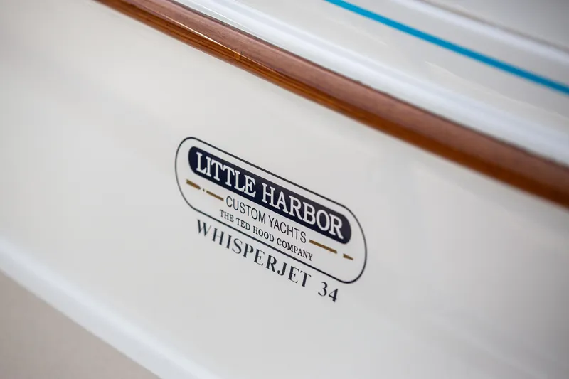 Kemosabe Yacht Photos Pics 