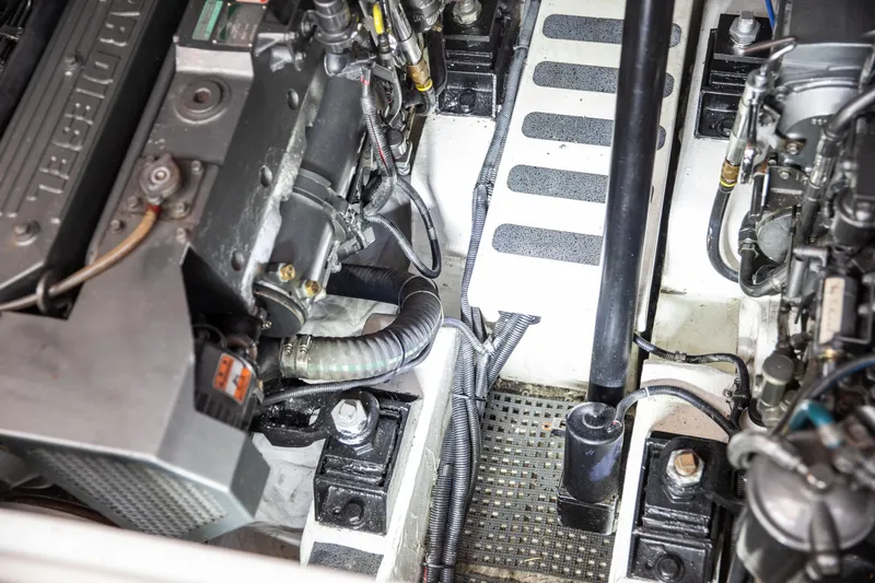 Kemosabe Yacht Photos Pics 