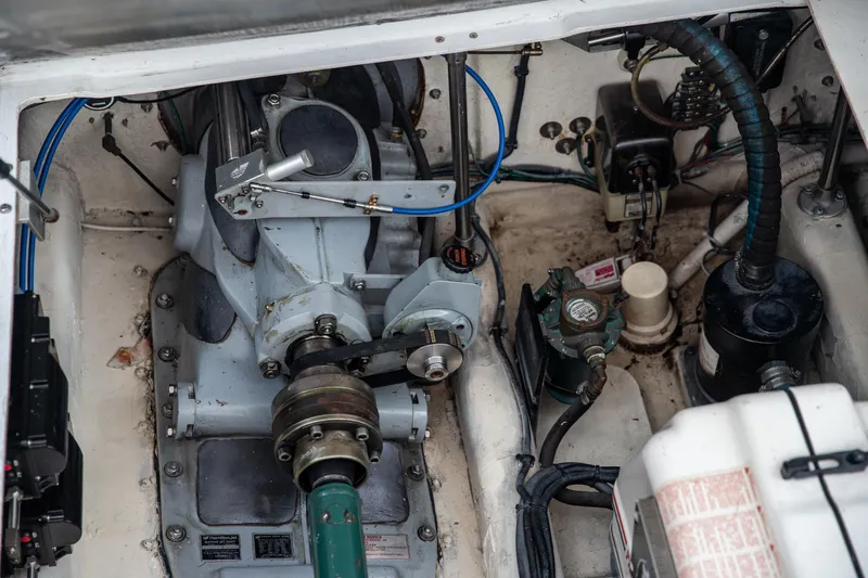 Kemosabe Yacht Photos Pics 