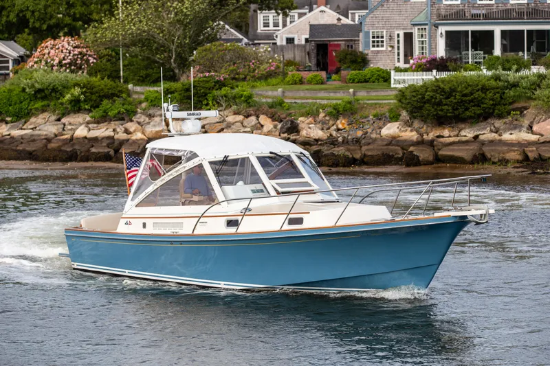 Kemosabe Yacht Photos Pics 