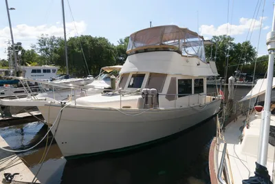 Mainship 34 Trawler