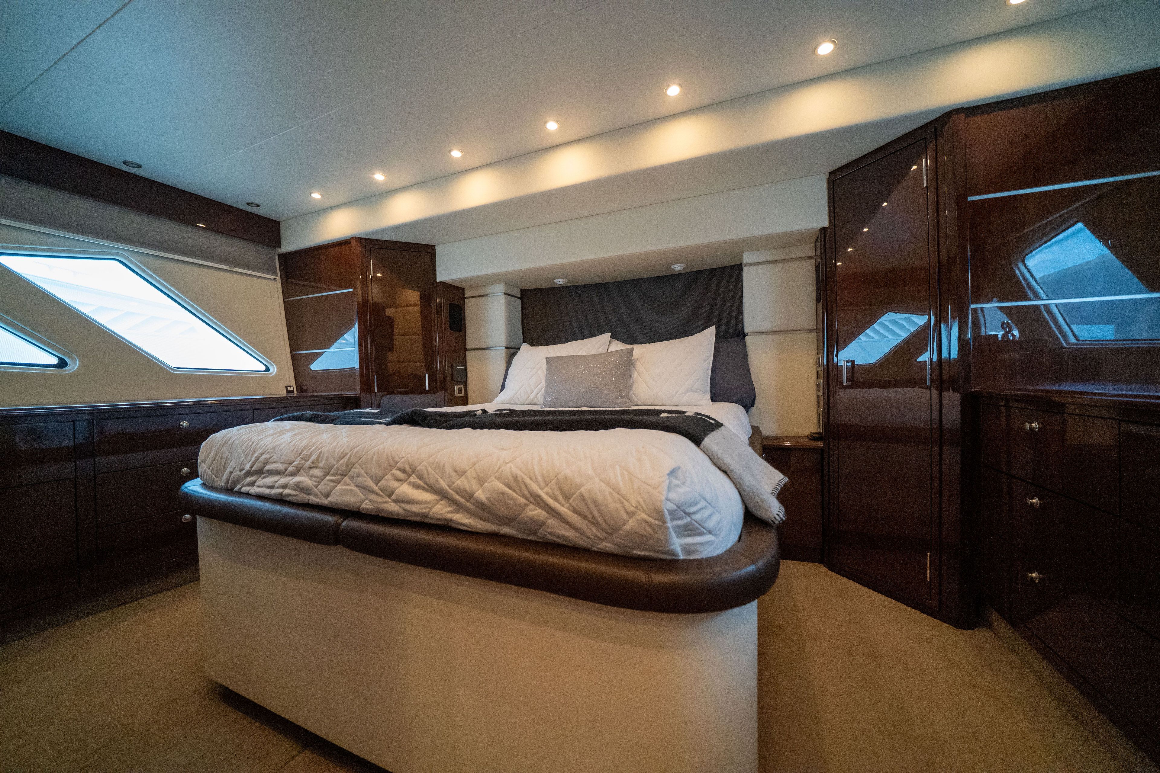 2007 Marquis 55 