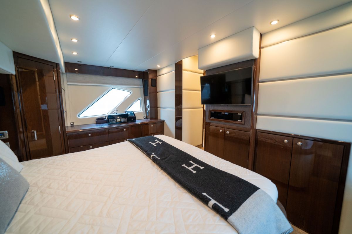2007 Marquis 55 