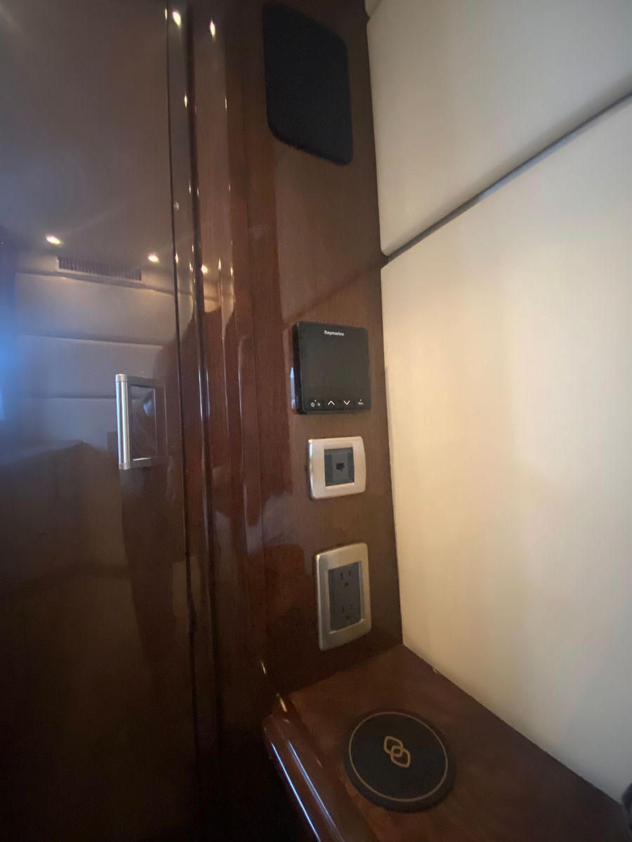 2007 Marquis 55 
