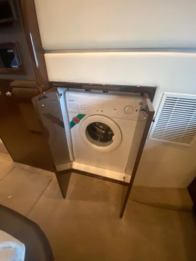 Home Yacht Photos Pics 