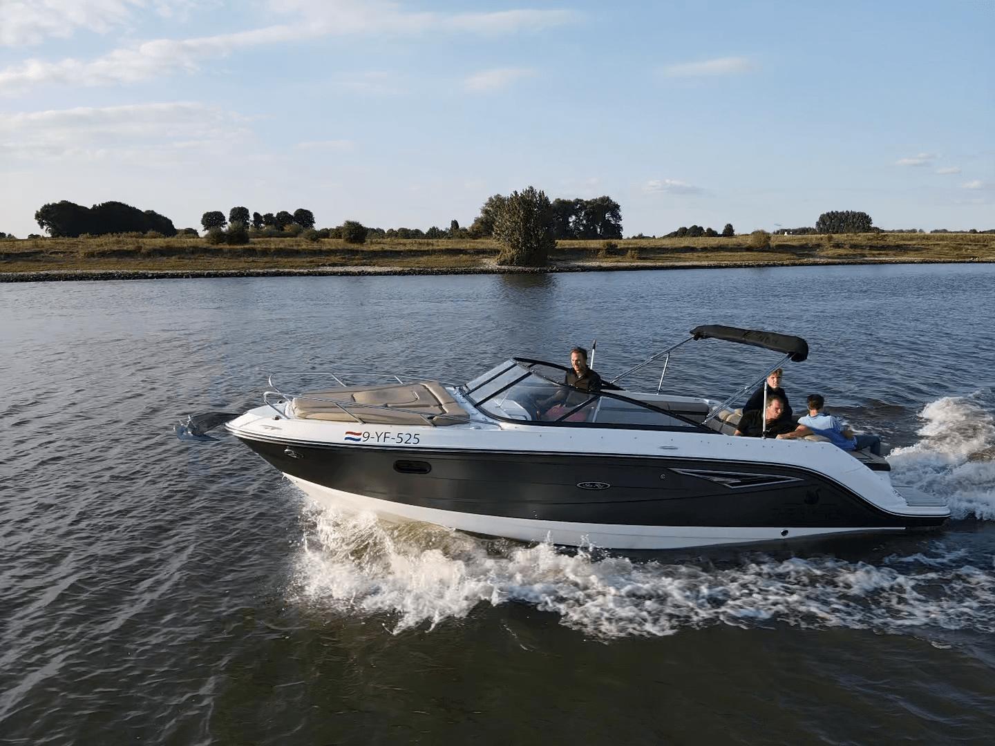 2018 Sea Ray 250 SSE