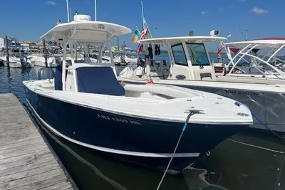 2008 Regulator 26 Forward Seating