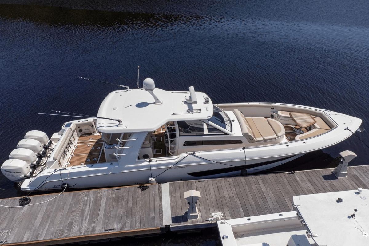2017 Boston Whaler 42 