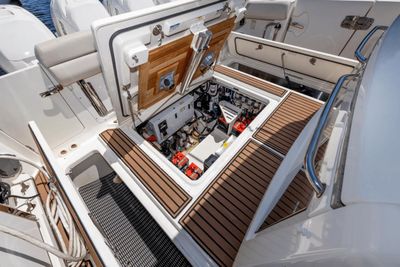 Yacht