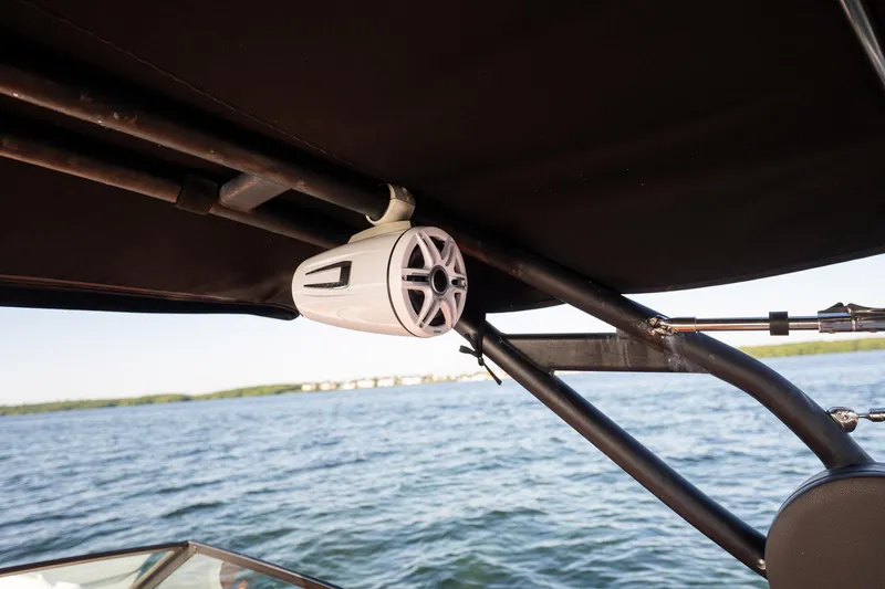 Ceci Yacht Photos Pics Speaker mounted on 2019 Sea Ray SDX 290 Outboard boat, overlooking water.