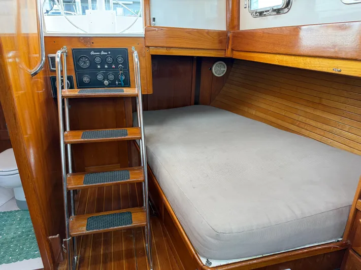 Ocean Star Yacht Photos Pics 