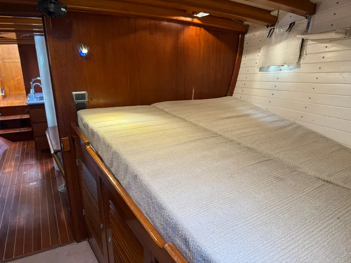 Ocean Star Yacht Photos Pics 