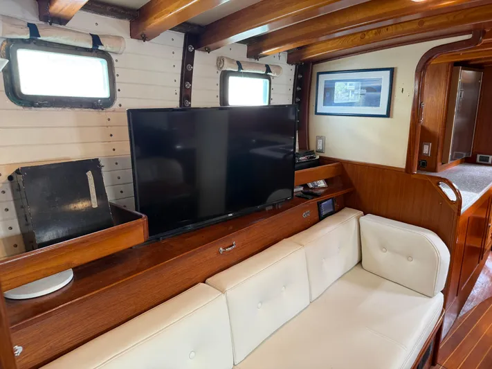 Ocean Star Yacht Photos Pics 