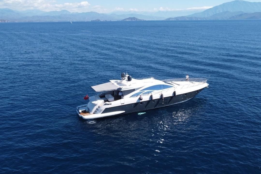 2007 Azimut 88 