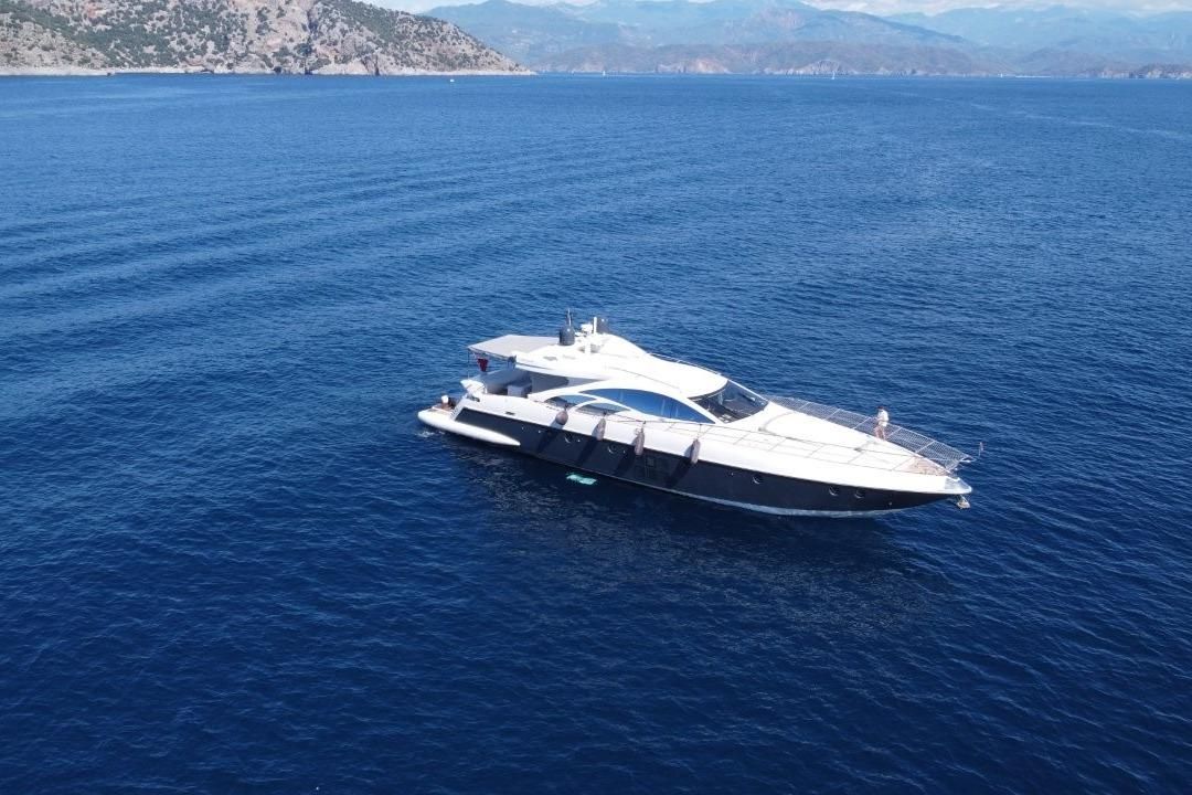 2007 Azimut 88 