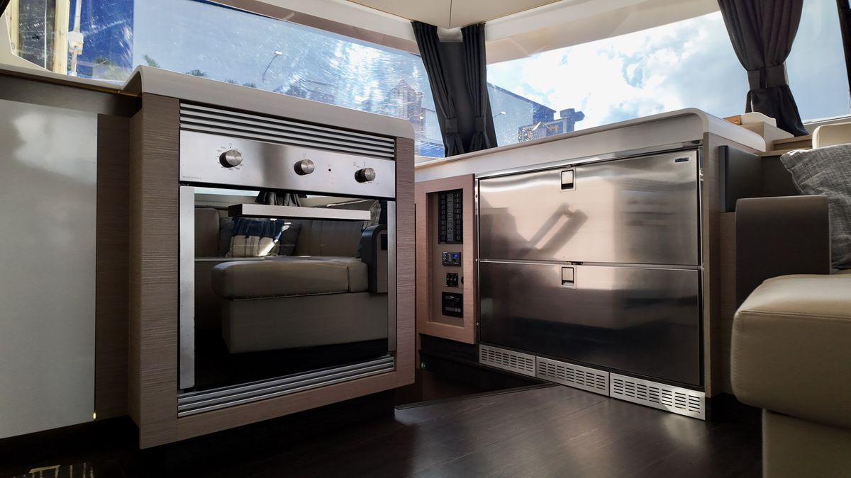 2022 Fountaine Pajot 47 