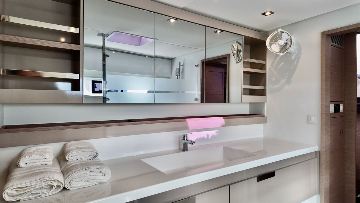 2022 Fountaine Pajot 47 