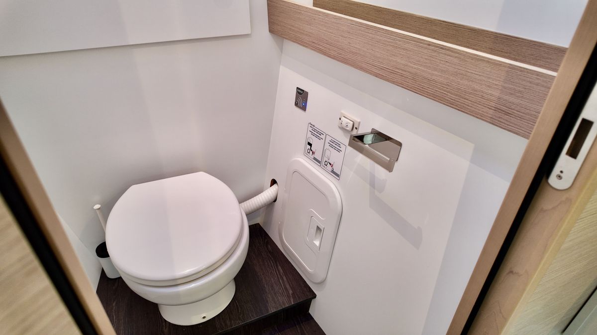 2022 Fountaine Pajot 47 