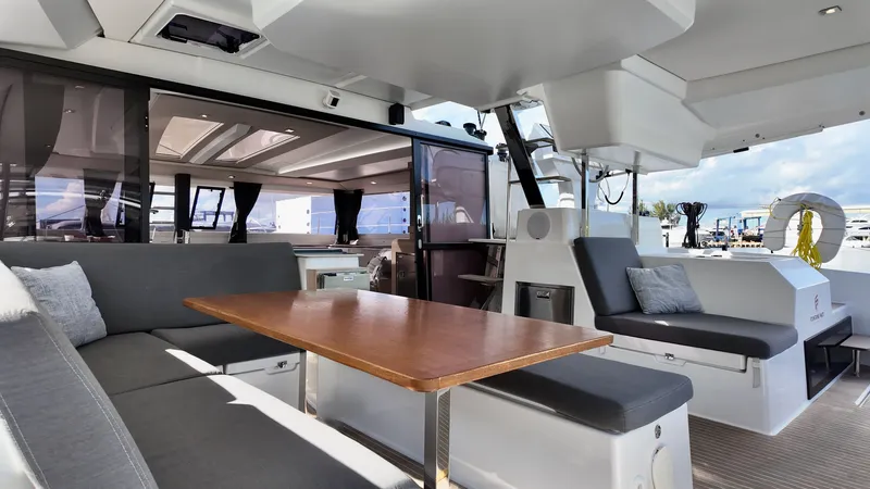 Satori Yacht Photos Pics 