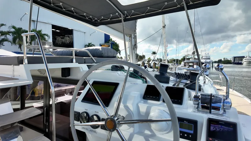 Satori Yacht Photos Pics 