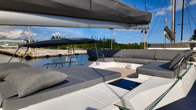 Satori Yacht Photos Pics 