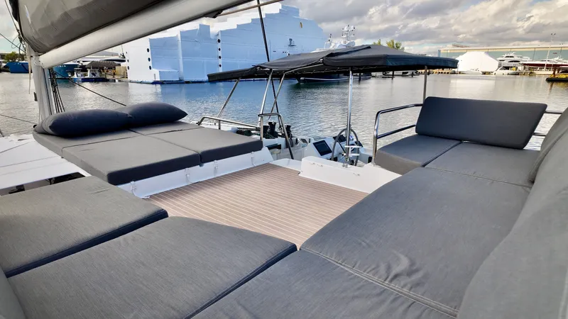 Satori Yacht Photos Pics 