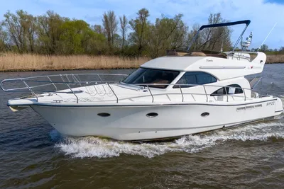2008 Rodman 41 Fly