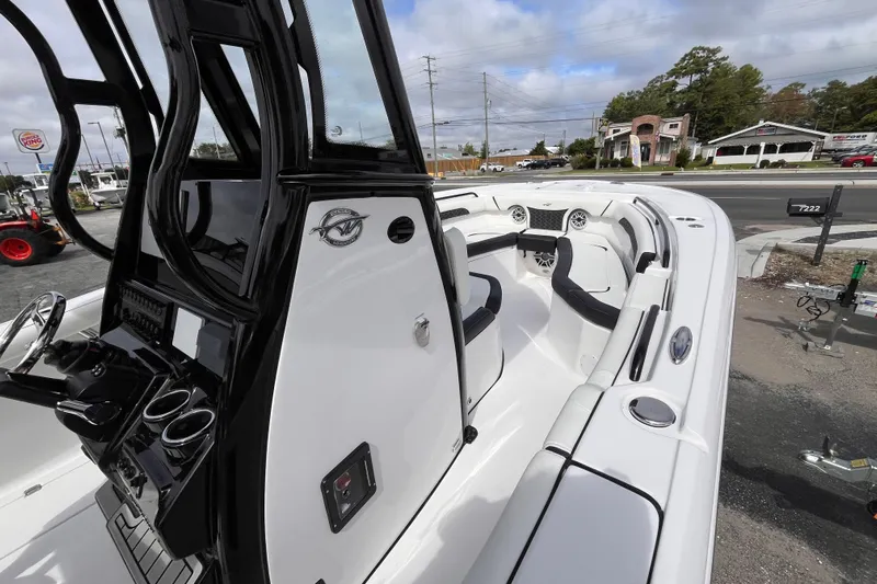  Yacht Photos Pics 2026 Tidewater 256 CC Adventure boat interior with sleek design and modern features.