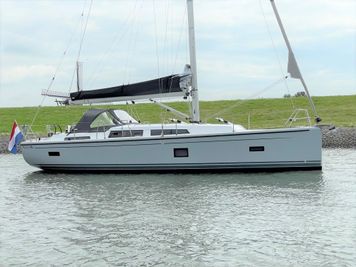 2022 Hanse 388