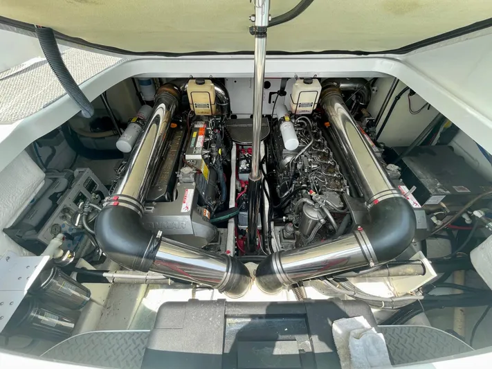 Aloha Spirit Yacht Photos Pics 